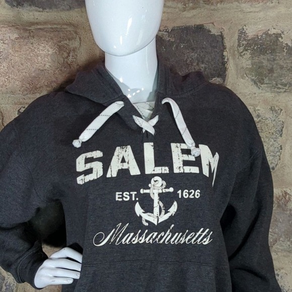 Bay State Gear Salem Massachusetts Dark Gray Hooded Pullover Woman's Size Small - Picture 3 of 13